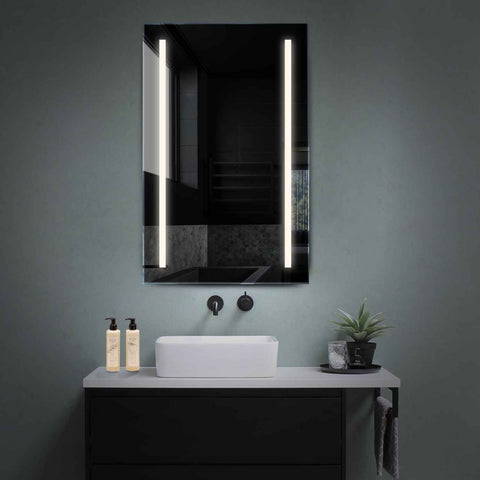 Espejo LED Vertical | Control por interruptor de pared | Luz blanca neutra - Reyze Seria Salono Model 5