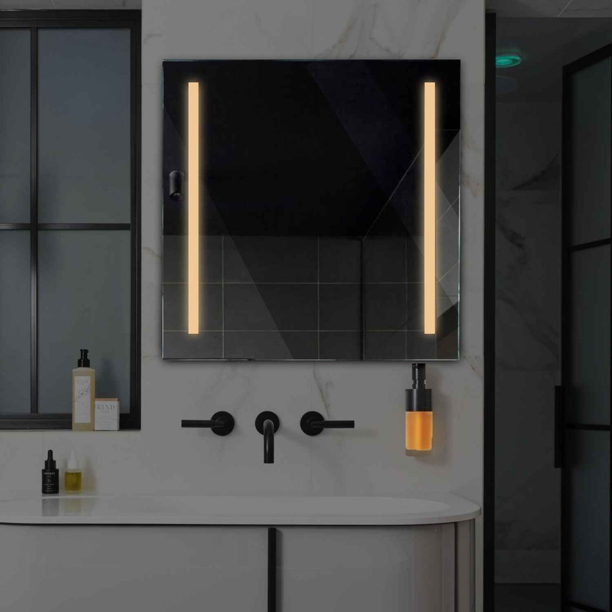 Espejo LED Cuadrado | Control por interruptor de pared | Luz blanca cálida - Reyze Seria Salono Model 5