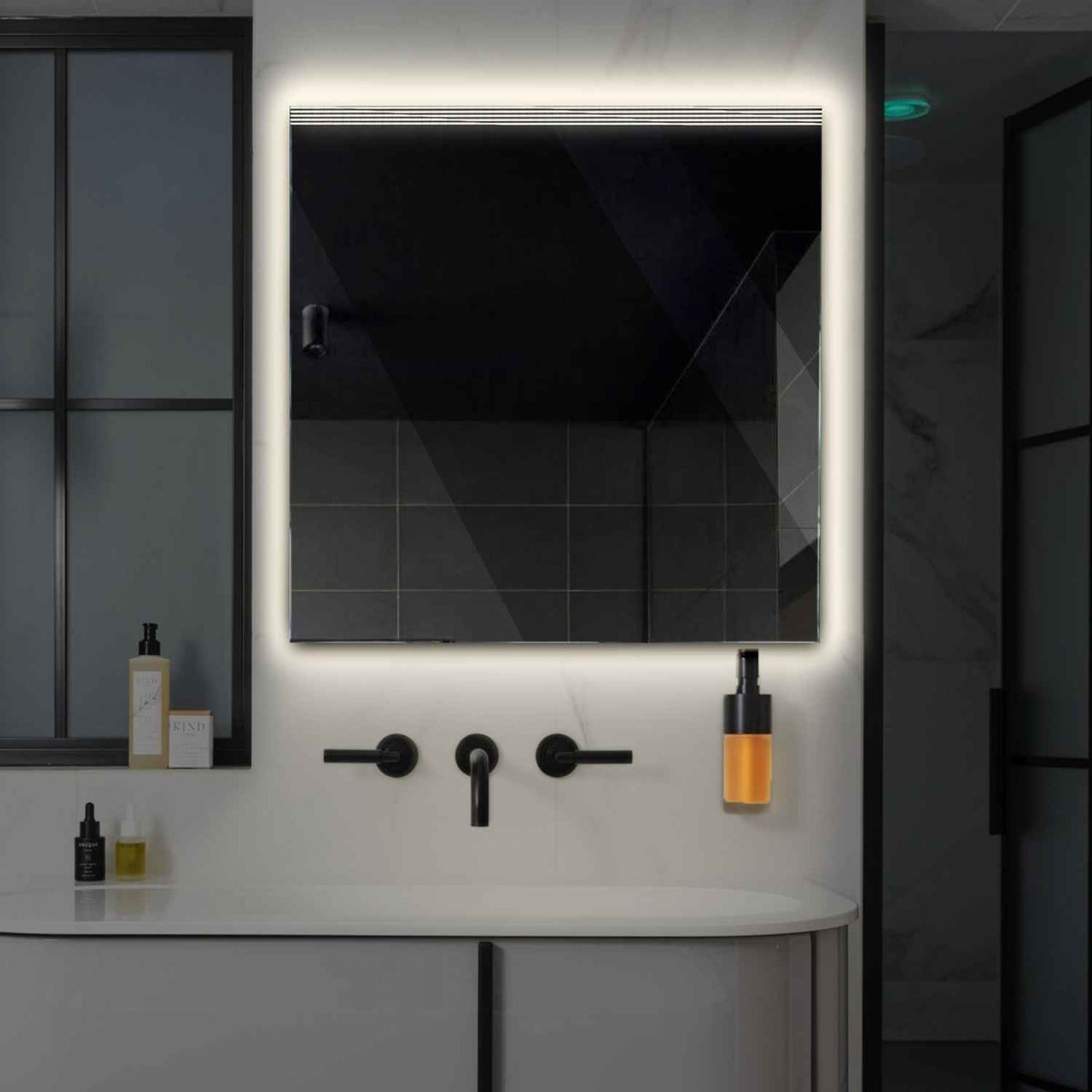 Espejo LED Cuadrado | Control por interruptor de pared | Luz blanca neutra - Reyze Seria Edge Model 5