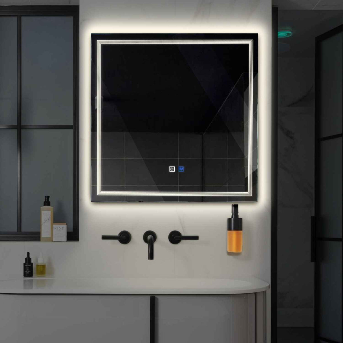 Espejo LED Cuadrado | Botones táctiles | Función antivaho | Luz blanca neutra - Reyze Seria Minimal Model 1